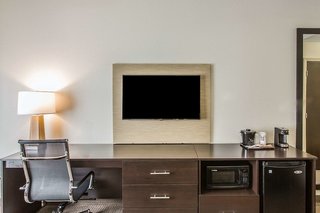 sleep inn and suites
