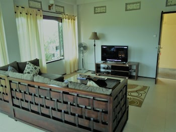 shangrilah villas