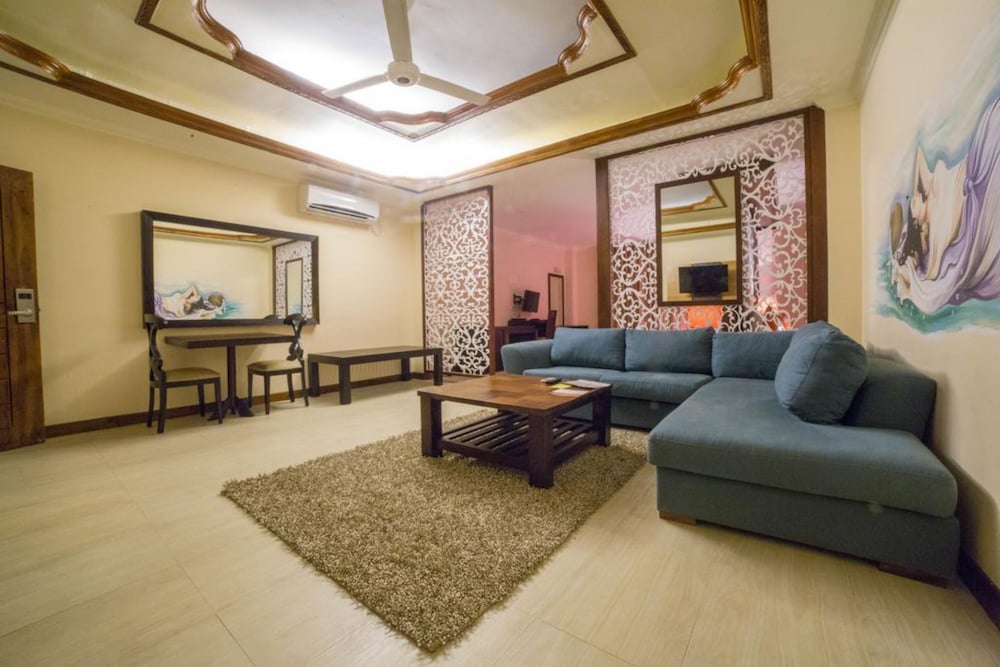 valampuri hotel