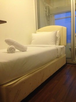 Woodpecker Lodge Kuching,Mulu>>Kuching,3 star