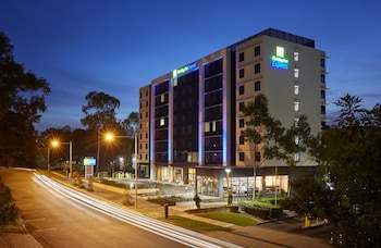 holiday inn express sydney macquarie park by ihg