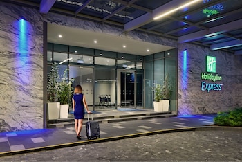 holiday inn express singapore katong by ihg