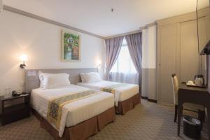 hallmark hotel leisure