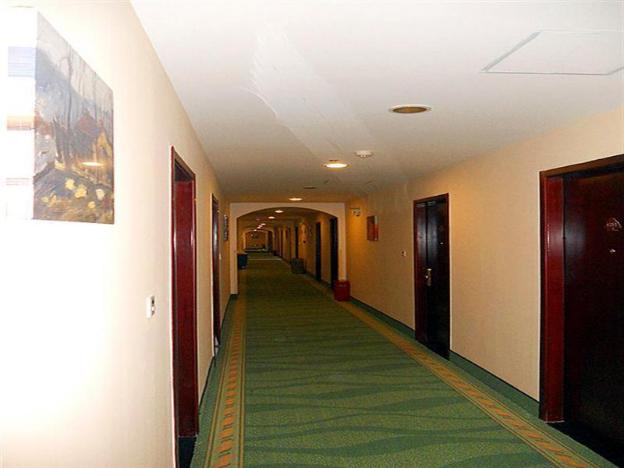 greentree inn suzhou taicang baolong square express hotel