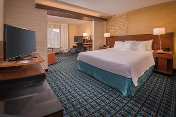 fairfield inn and suites by marriott easton