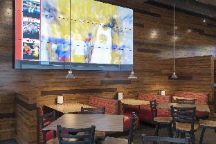 courtyard by marriott holland downtown