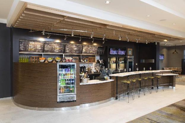 courtyard by marriott holland downtown