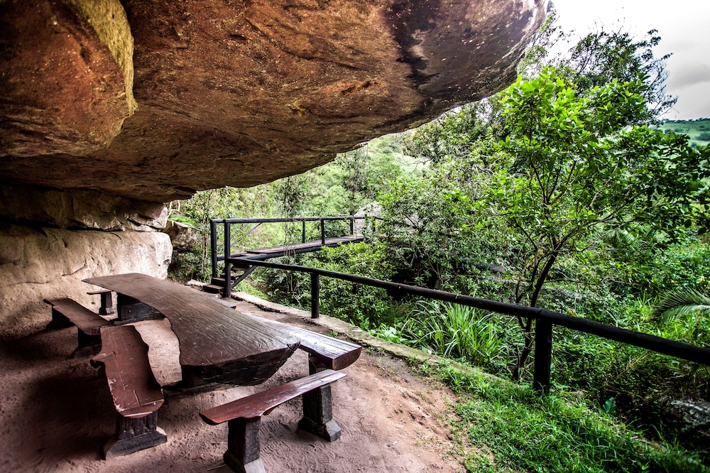 gwahumbe game and spa