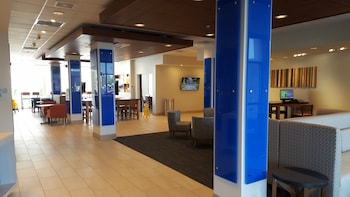 Holiday Inn Express & Suites Toledo West By Ihg,Ohio>>Toledo,3 star