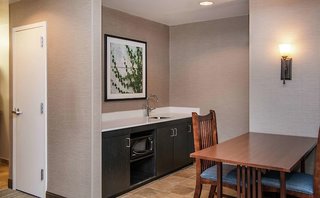 hampton inn and suites rochester victor