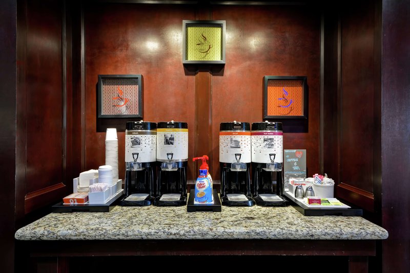 hampton inn and suites san antonio northeast i 35