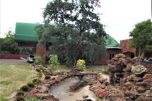 The Pumpkin Hotel,Mashonaland East>>Kotwa,3 star