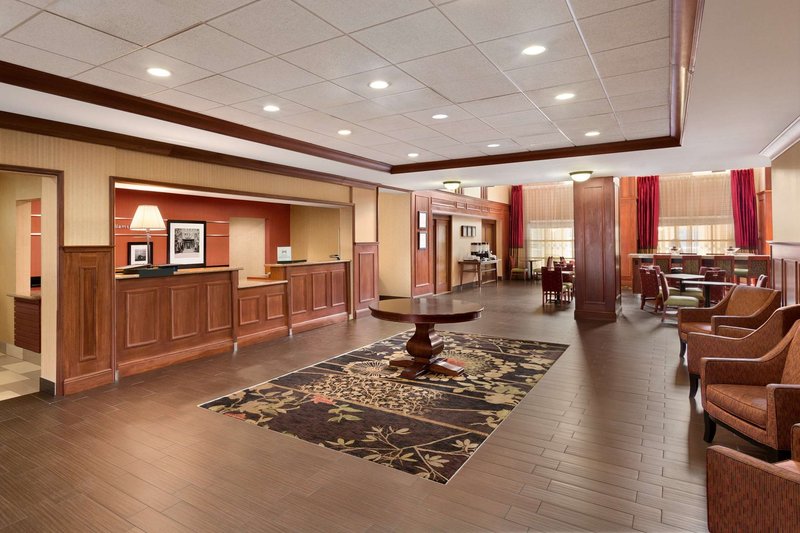 hampton inn and suites williamsburg historic district