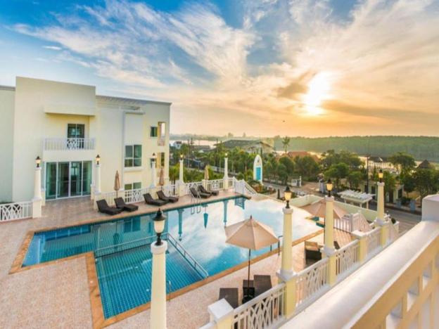 krabi front bay resort