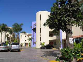 aurea hotel and suites