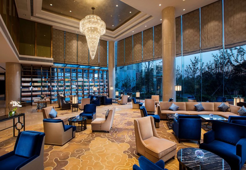 hilton wuhan riverside
