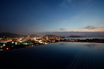 the unity and the bliss patong residence