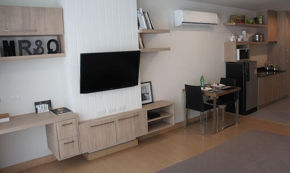 the unity and the bliss patong residence