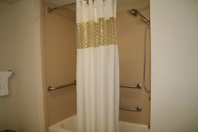 hampton inn doylestown