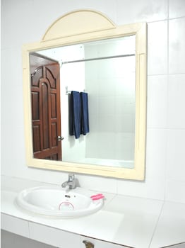 highfive guest house