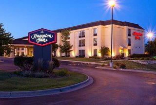Hampton Inn Milwaukee-Airport,Milwaukee>>Cudahy,3 star