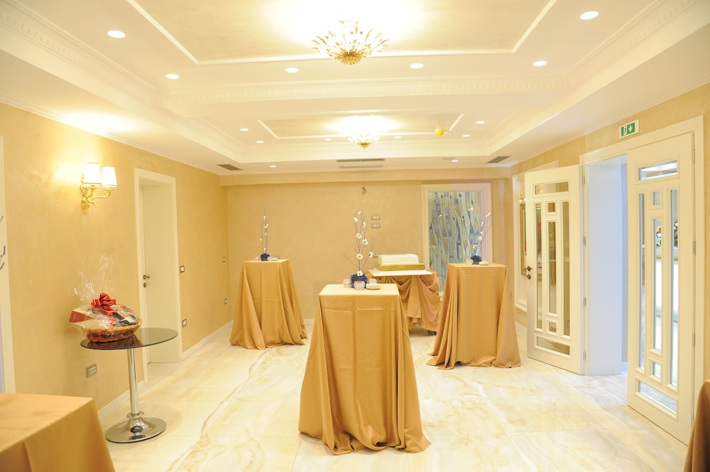 lot boutique hotel