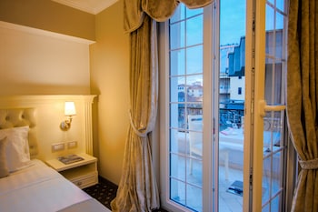 lot boutique hotel