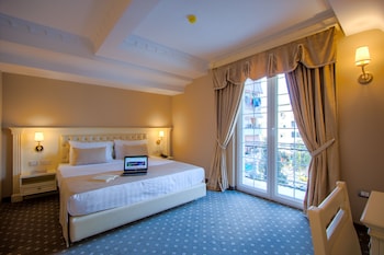 lot boutique hotel