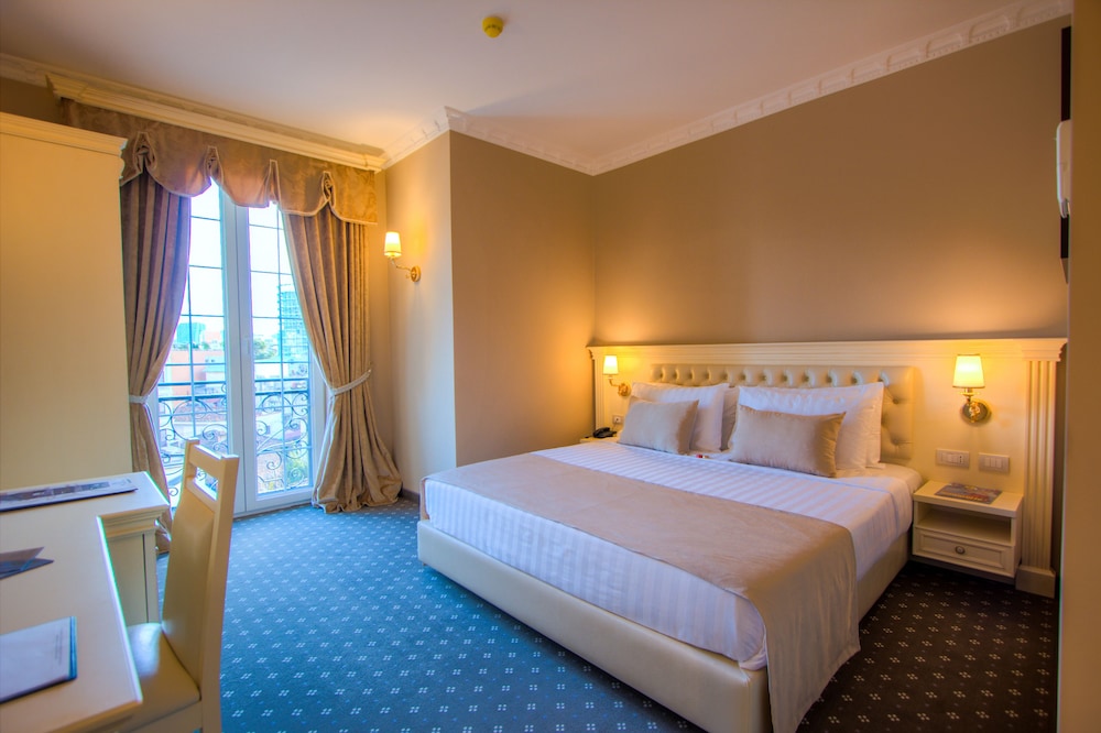 lot boutique hotel
