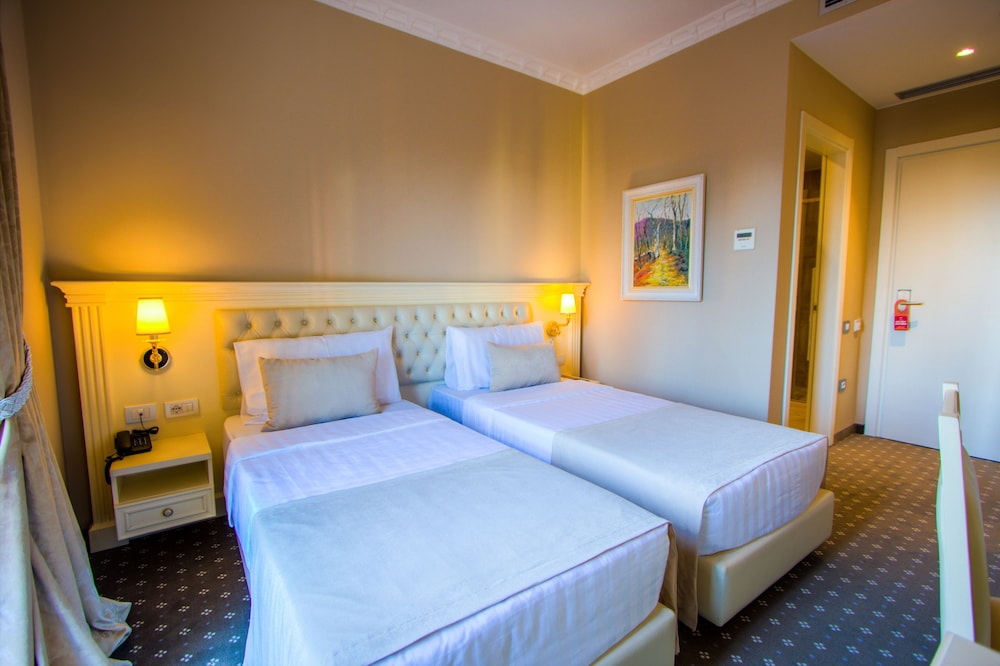 lot boutique hotel