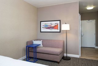 hampton inn phoenix airport north