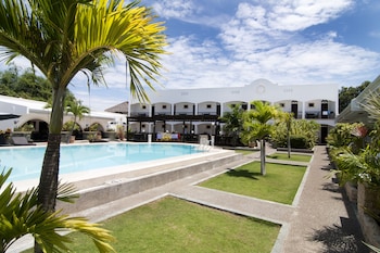 panglao regents park resort