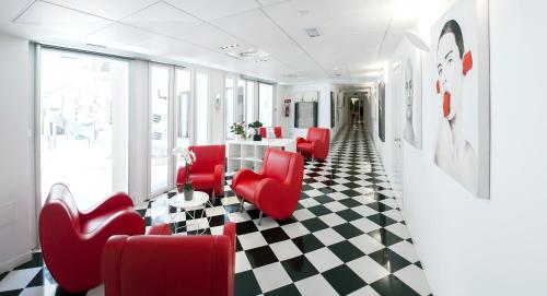 hotel studio inn centrale and milano urban padel