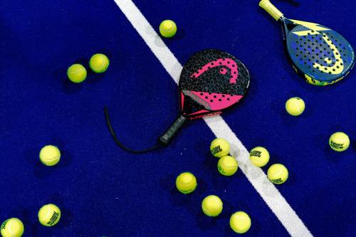 hotel studio inn centrale and milano urban padel