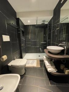hotel studio inn centrale and milano urban padel