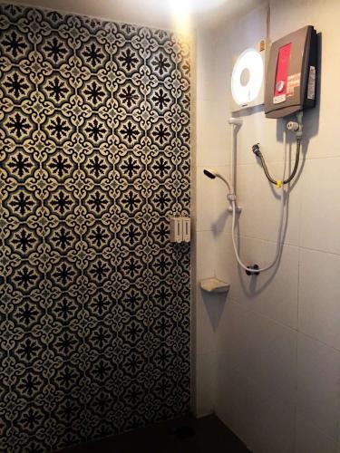 madame green forever