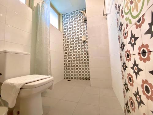 madame green forever