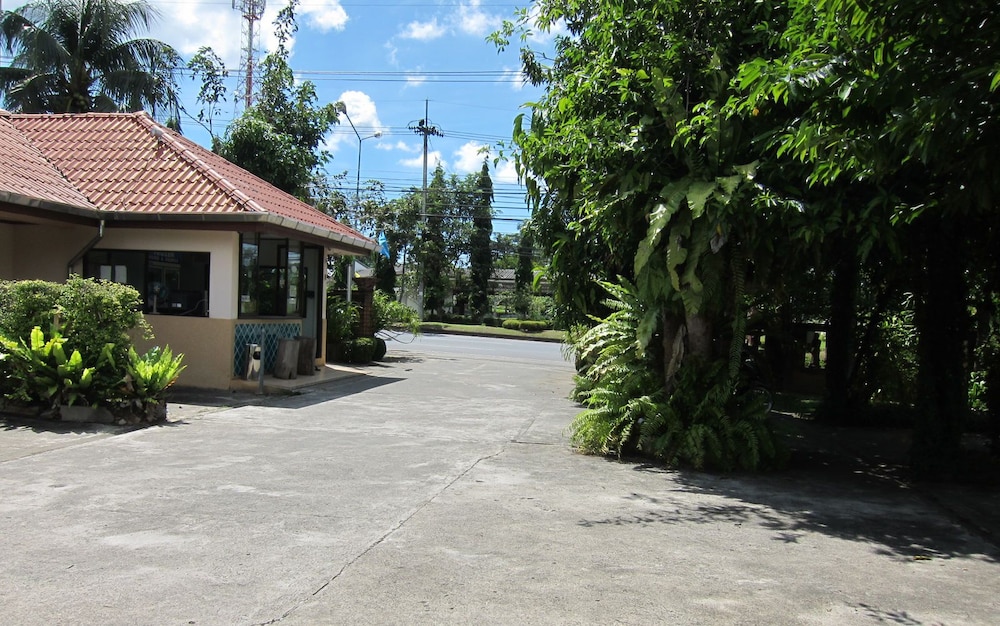 oasis resort