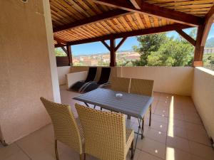 hotel lescale cote port