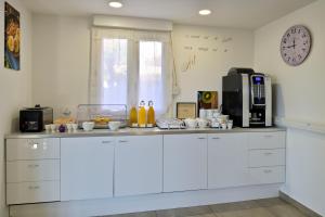 hotel lescale cote port