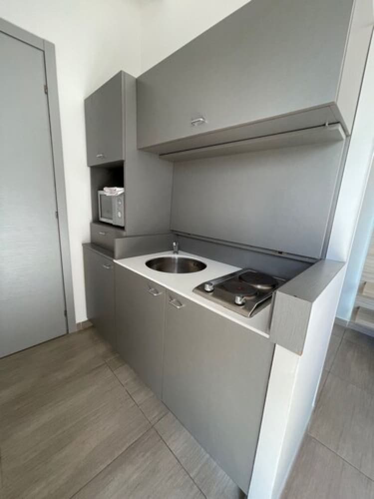 hotel lescale cote port