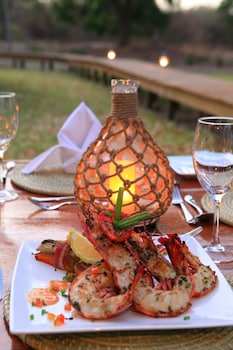 Fathala Wildlife Reserve,In Karang,5 star