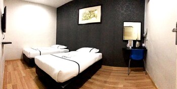 smile hotel wangsa maju