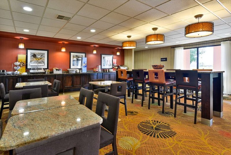 hampton inn sturgis lagrange area