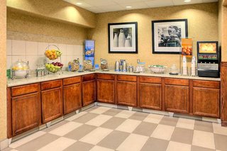 hampton inn and suites palmdale