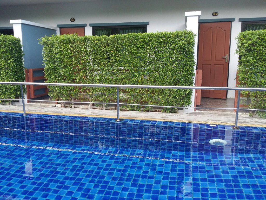 baan i un pool villa
