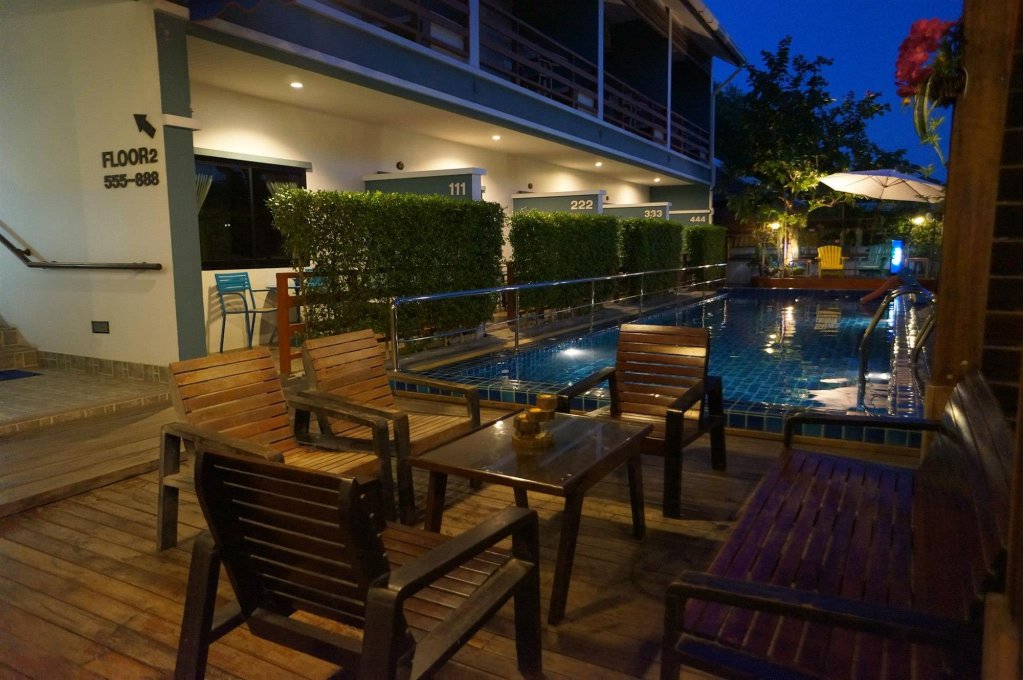 baan i un pool villa