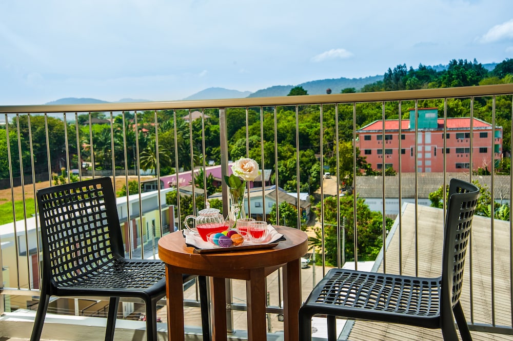 ratana hotel rassada