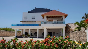 Hotel Capriccio Mare Y Restaurante,Punta Cana>>Bávaro,3 star