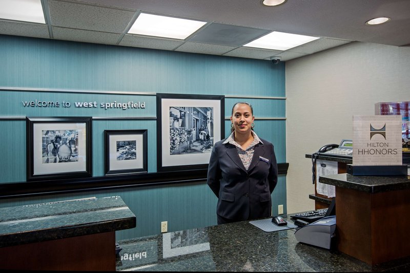hampton inn west springfield